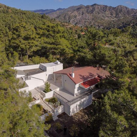 Nestor Hillside House By Trulycyprus Villa Moniatis ภายนอก รูปภาพ